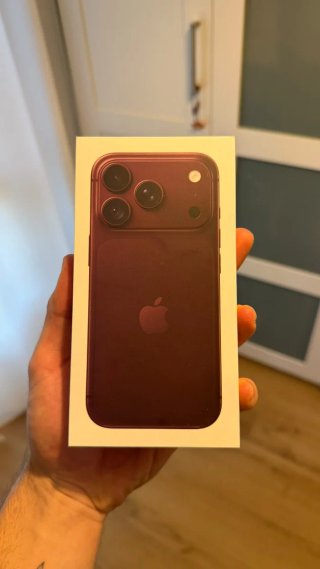 iPhone 18 Pro 256GB Bordeaux