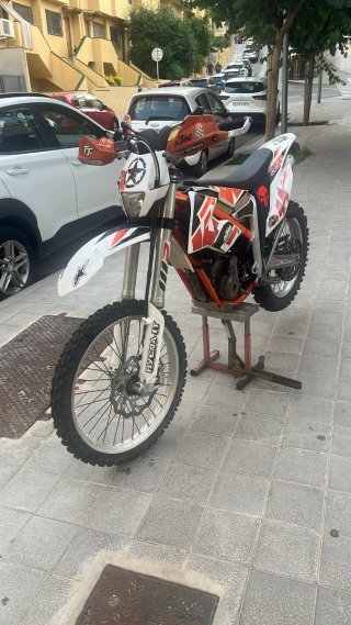 Moto KTM 350 Enduro