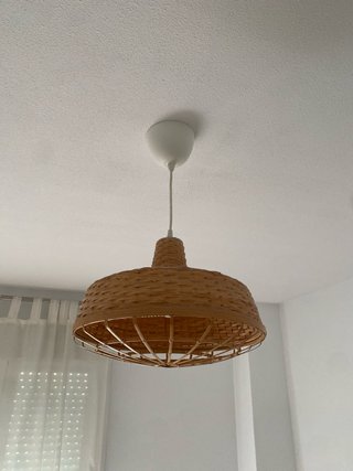 Lámpara de techo de ratán