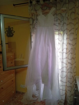 Vestido de novia blanco, nuevo sin estrenar