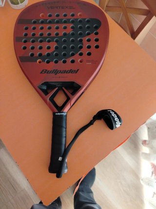 Pala de Pádel Bullpadel Vertex 04 Comfort