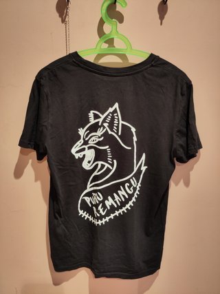 Camiseta Negra Puru Remangu Algodón Orgánico.