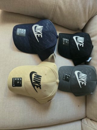 Set de 4 Gorras Nike