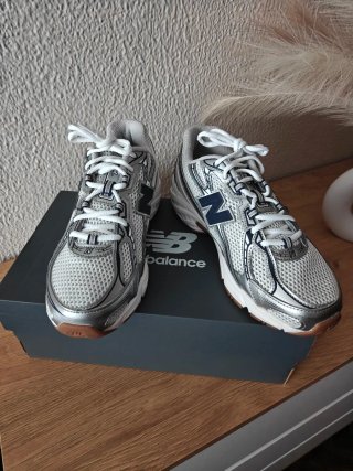 Zapatillas New Balance 740 navy nuevas