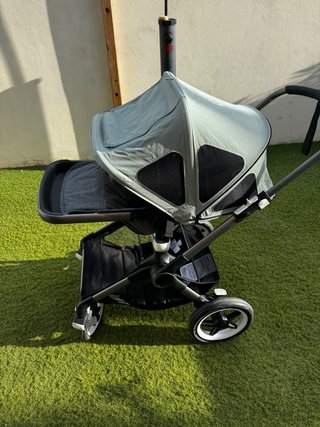 Carrito Bugaboo Fox 3 con capota ventilada