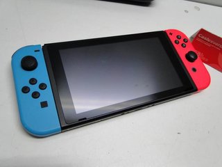 NINTENDO SWITCH CON FUNDA SIN BASE (172812)