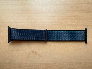 Apple Watch X Nike 40mm. Hyper Grape Sport Loop