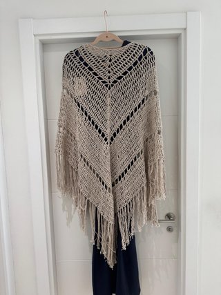 Chal de Ganchillo (Crochet) Beige hecho a mano