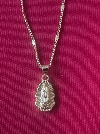 Colgante Virgen de Guadalupe Oro Golfi