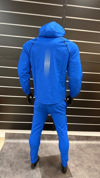 Chándal Azul con Capucha