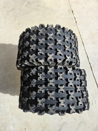 2 Neumáticos Maxxis Razr 2 22x11x9