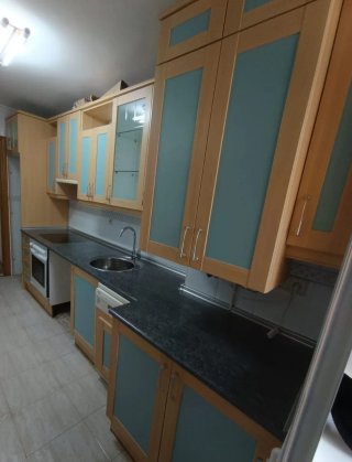 Muebles de cocina roble y verde