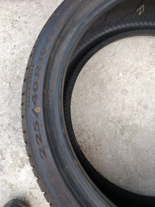 Neumático Pirelli Cinturato 225/40 R19 1 solo unid
