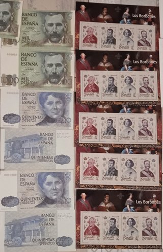 Sellos, Billetes, Iconos de la Democracia-El Mundo