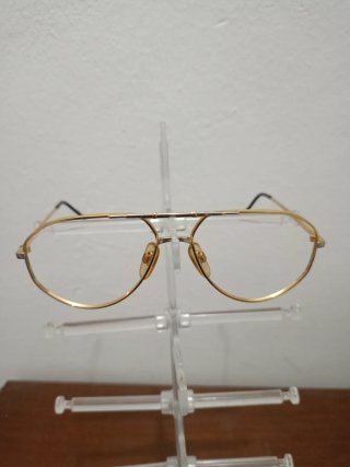 Gafas de estilo aviador doradas