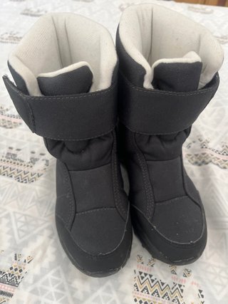 Botas de nieve infantiles negras y verde oscura