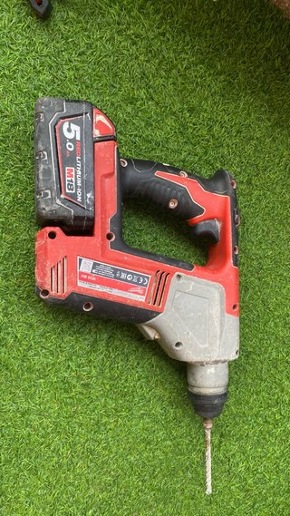 Martillo Perforador Milwaukee M18 BH  Lote