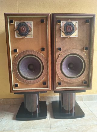 Advent Large Speakers