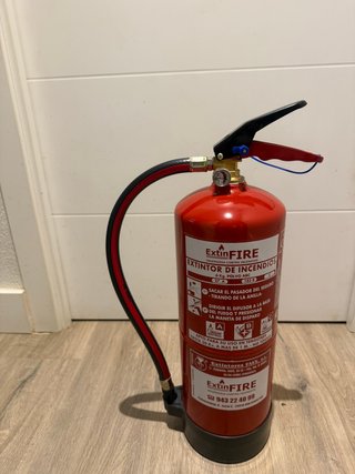 Extintor de Polvo ABC 6kg