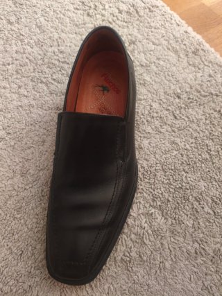 Zapatos hombre Fluchos negros, con cámara de aire