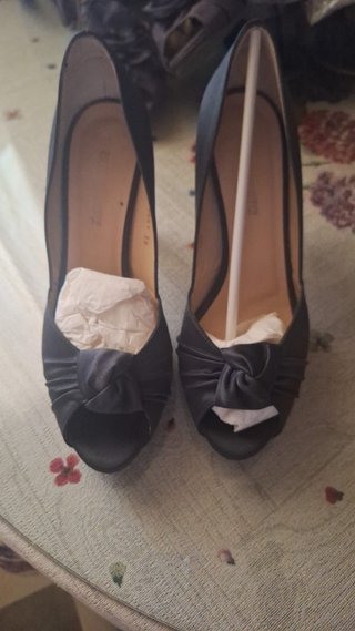 Zapatos de tacón negros