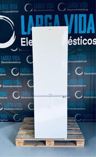 803.Frigorifico Combi Candy 1,80x55 Nuevo Tara