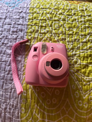 Cámara Instax Mini 9 Rosa
