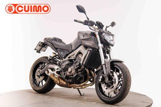 YAMAHA MT 09