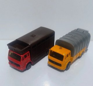 Set 2 Camioncini Majorette