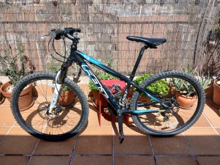 Bicicleta Felt Q220 26 pulgadas