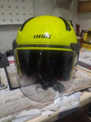 Casco de Moto Unik Amarillo