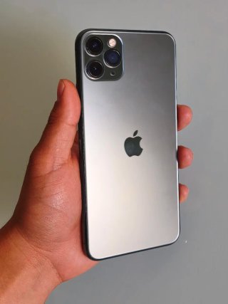 iPhone 11 Pro Max Verde Noche