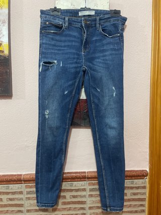 Pantalón vaquero Stradivarius azul