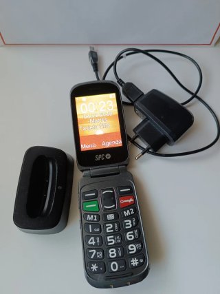 Móvil SPC con base de carga sin batería.