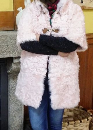 Abrigo de pelo natural rosa