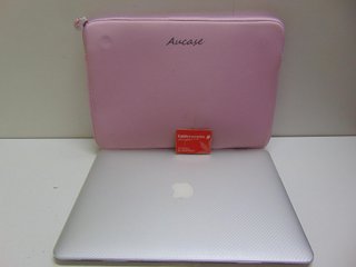 MACKBOOK AIR 13 CON FUNDA (182708)