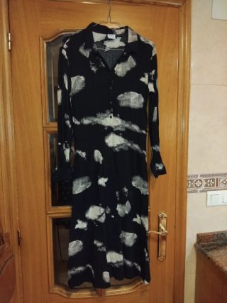 Vestido de manga larga estampado abstracto negro b
