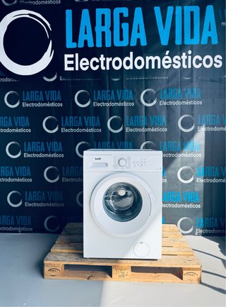 814.Lavadora Kunft 7 kilos Nueva Tara