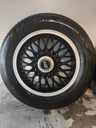 4 Llantas Audi 15 pulgadas negras