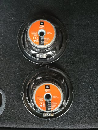 Altavoces jbl 607c
