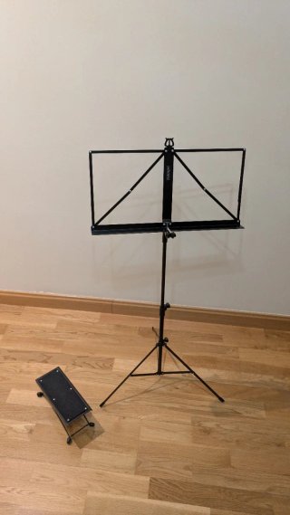 Atril de Partituras y Reposapiés para Guitarra