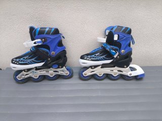 Patines en línea azules y negros talla 35 - 38.