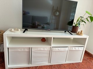 Mueble TV Blanco con 4 Cajas de Almacenaje