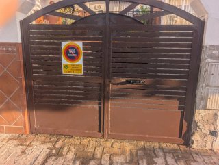 Puerta de Garaje Metálica 245x205 cm