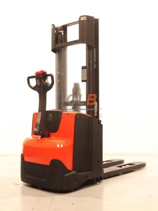 Ref. M-5682 Apilador Eléctrico BT SWE 120 L Staxio