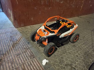 Coche Infantil Can-Am Maverick