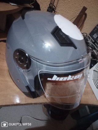 Casco de Moto Jiekai Gris