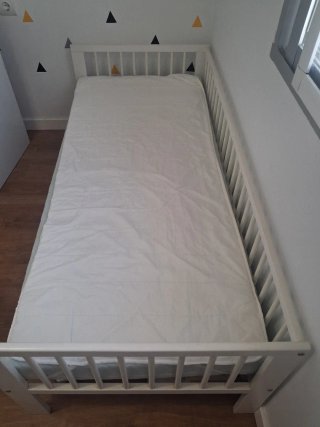 Cama Infantil Blanca con Barrera