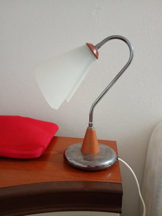 Lampada da tavolo vintage anni 70