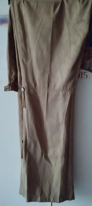 Pantalón Largo Camel de Antelina